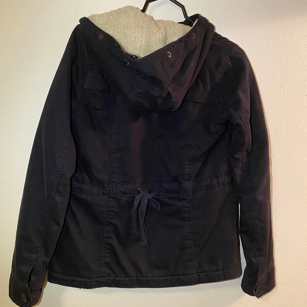 Hollister Sherpa Fur Coat - Picture 6 of 10